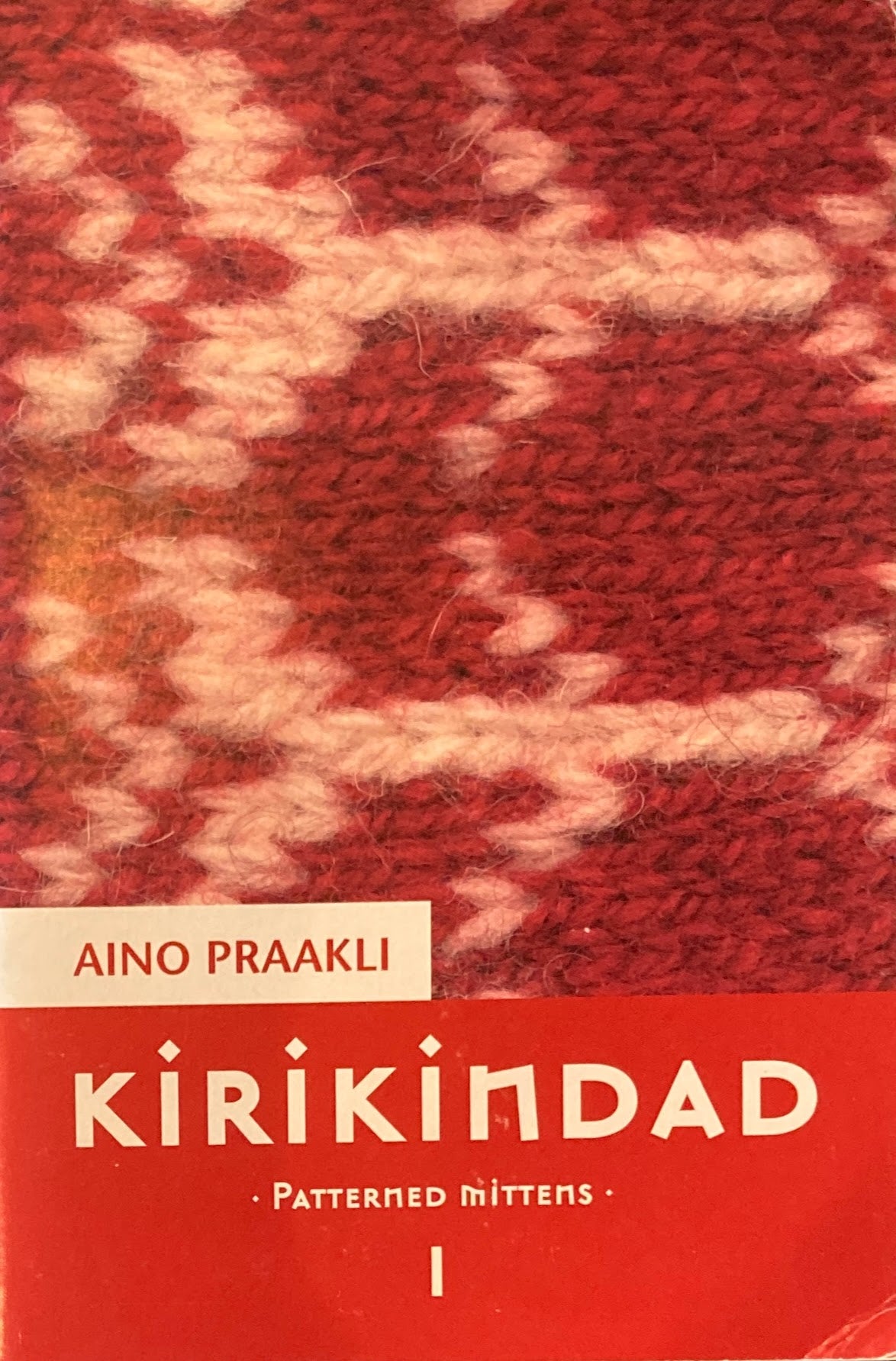 Kirikindad 1 Aino Praakli patterned mittens