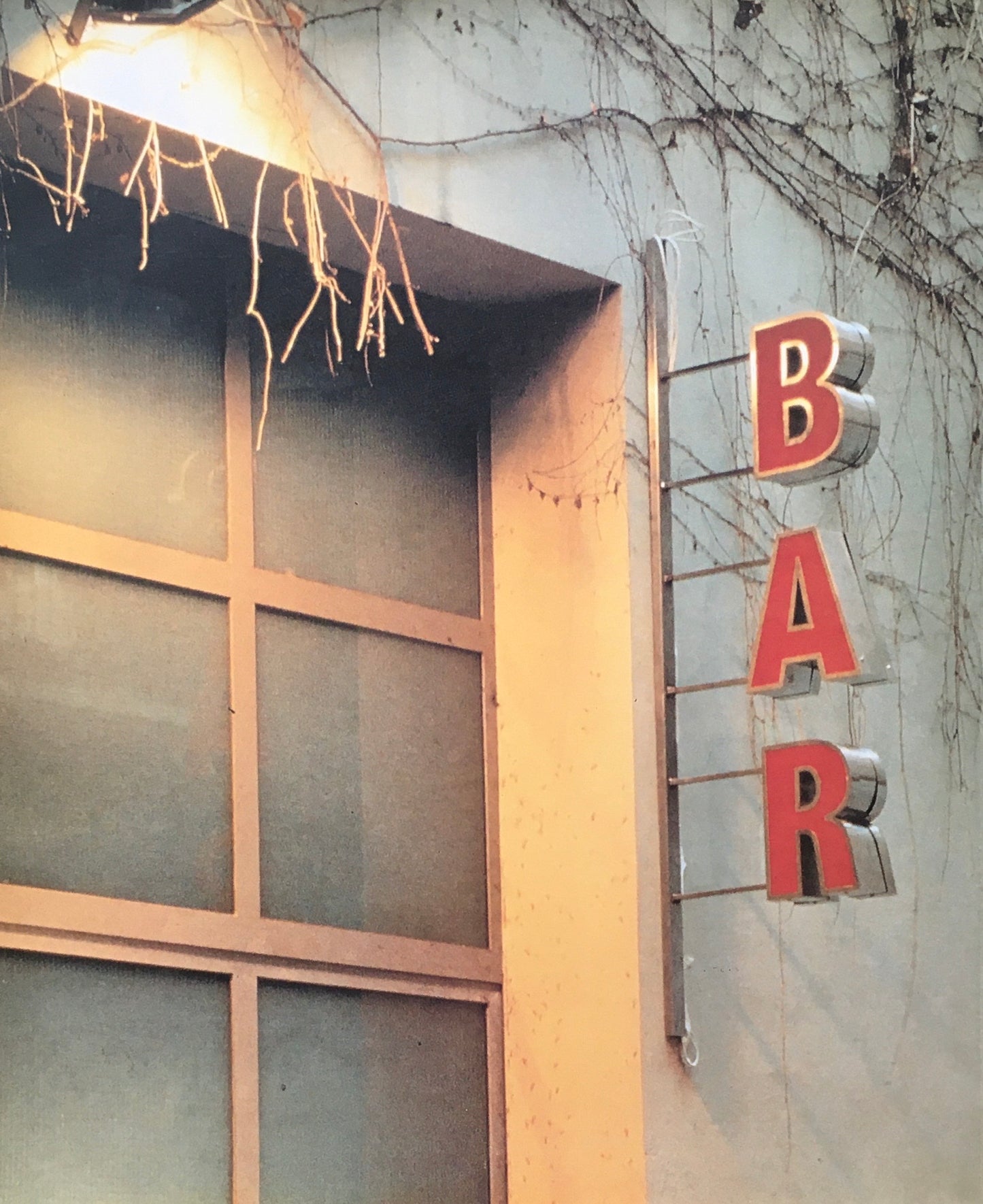 maurizio cattelan マウリツィオ・カテラン