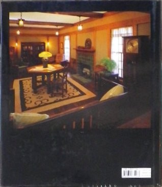 International Arts and Crafts Edited by Karen Livingstone and Linda Parry