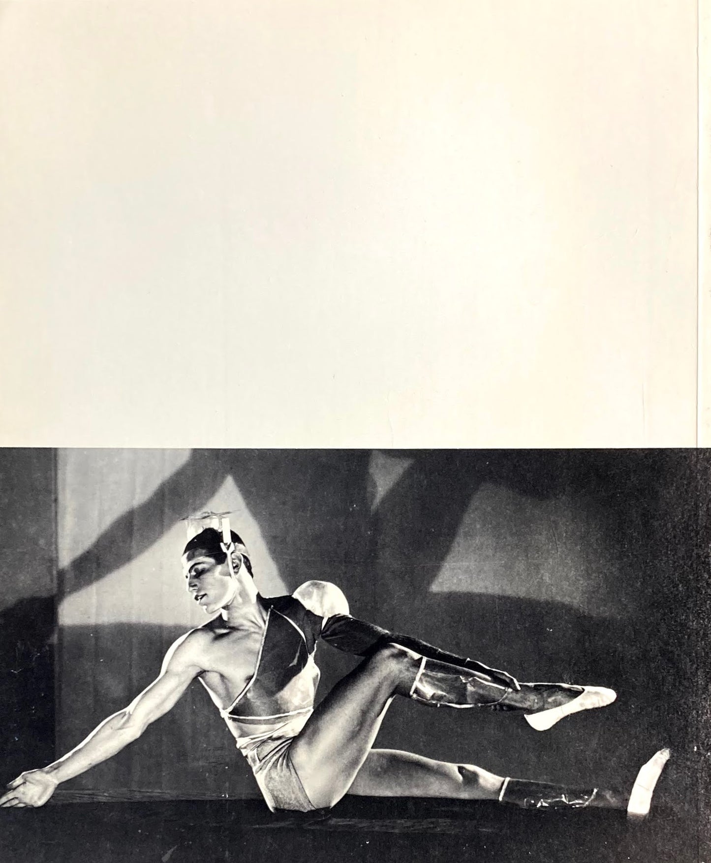 EYE FOR ELEGANCE GEORGE HOYNINGEN-HUENE ジョージ・ホイニンゲン=ヒューン