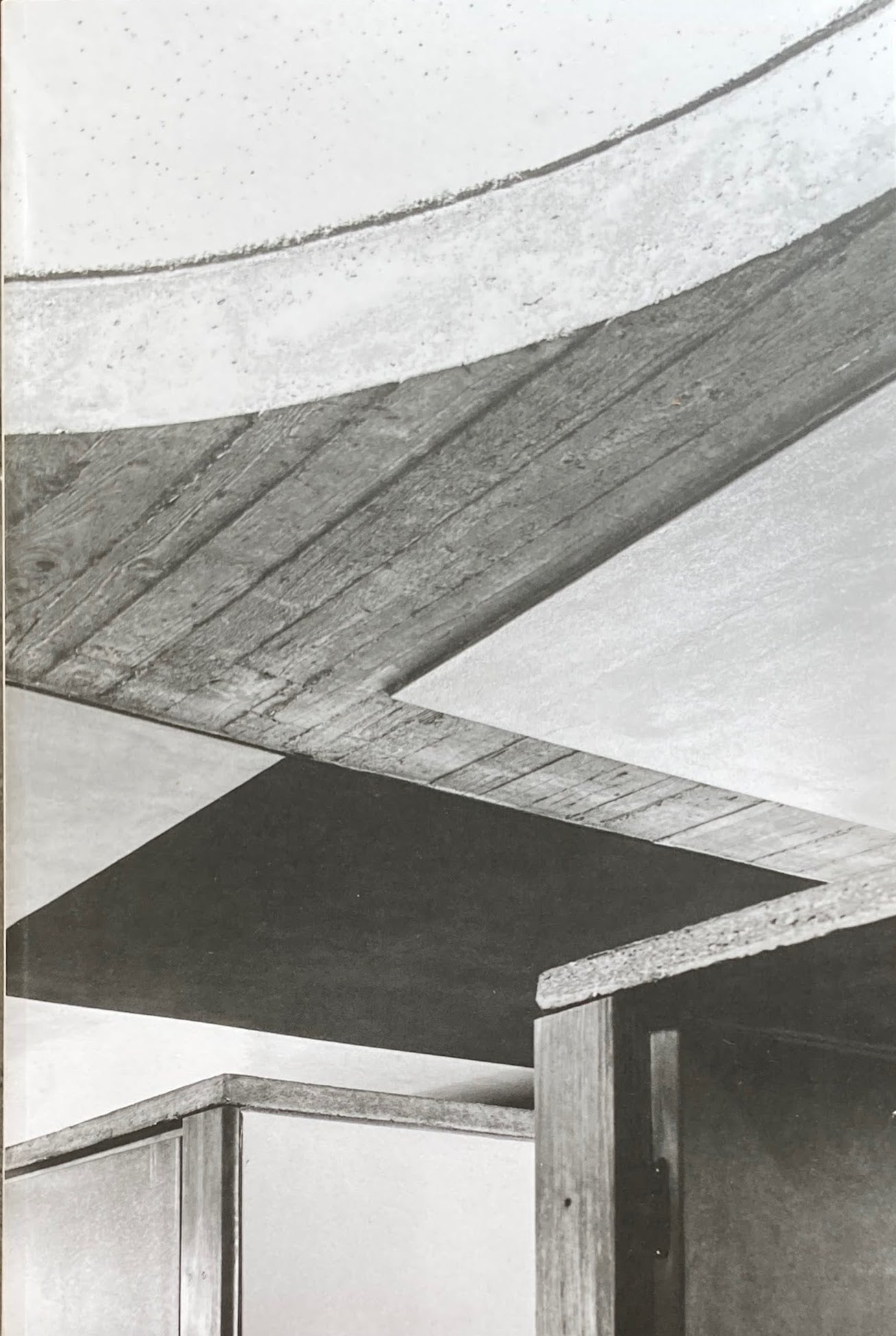Maria Bottero - Forays Beyond The Modern: The Architecture Of Umberto Riva マリア・ボッテロ