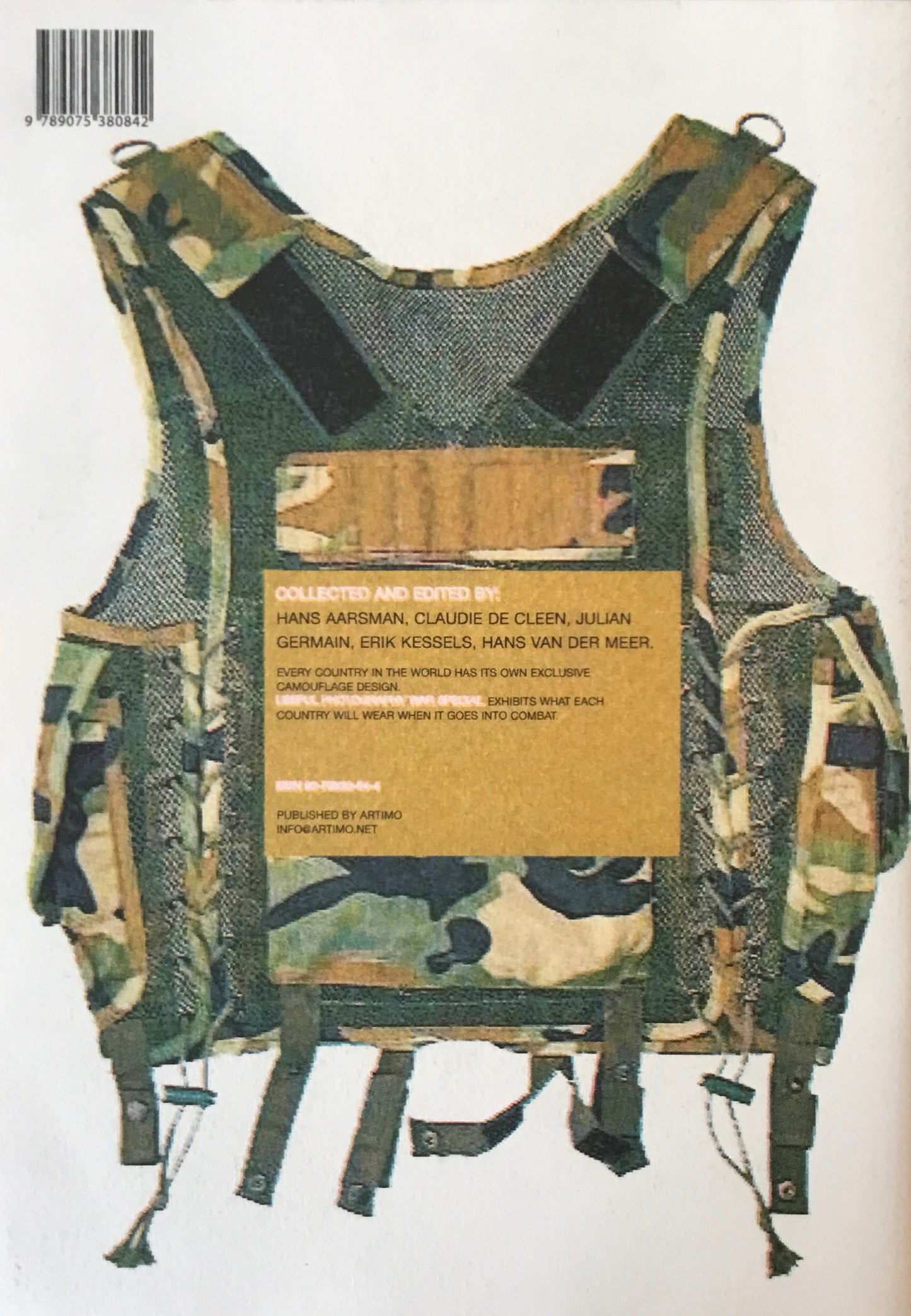 USEFUL PHOTOGRAPHY WAR SPECIAL KesselsKramer ケッセルスクラマー