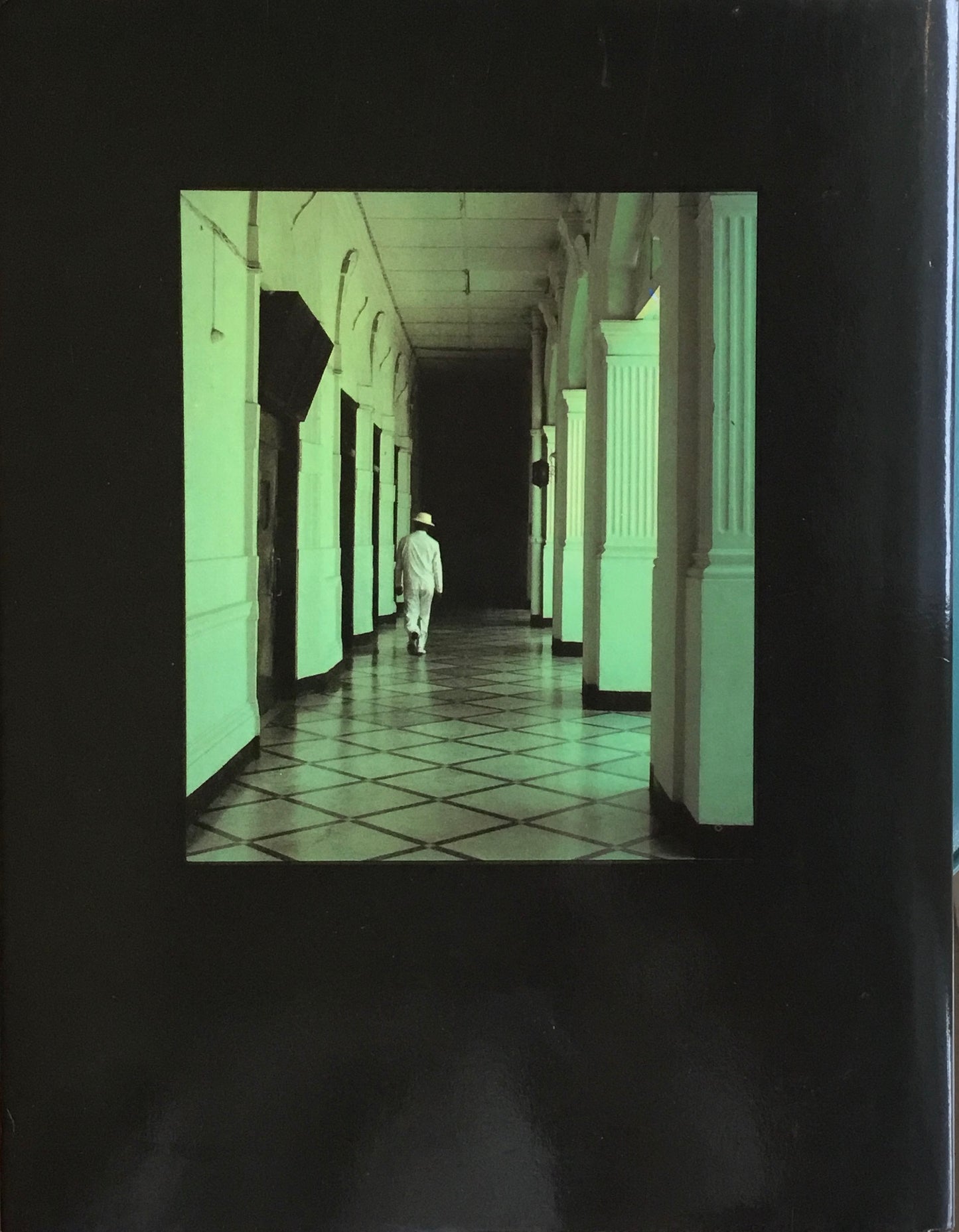 GRAND ORIENTAL HOTEL Vendome Press