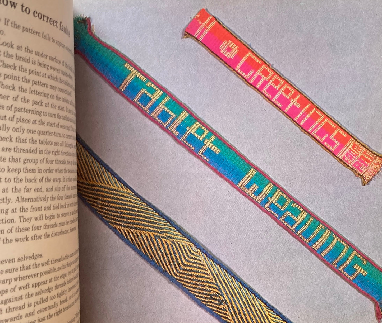Tablet Weaving Pat Holtom Ann Sutton