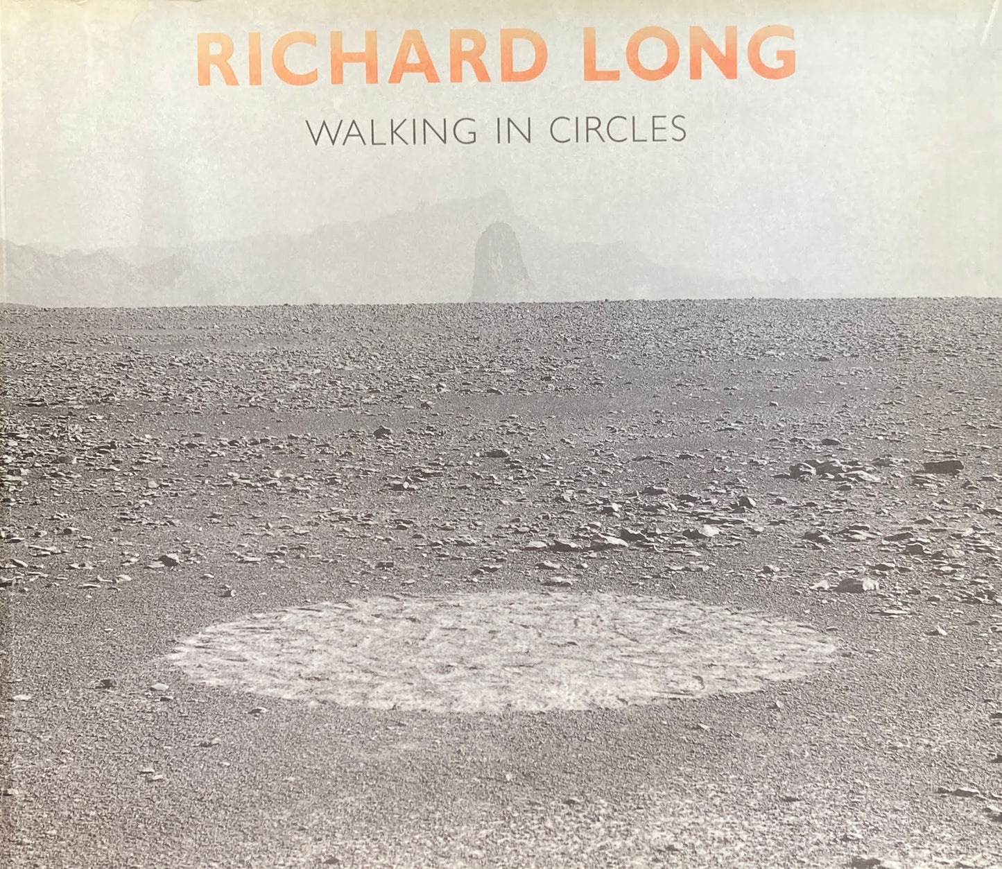 Walking in Circles Richard Long リチャード・ロング