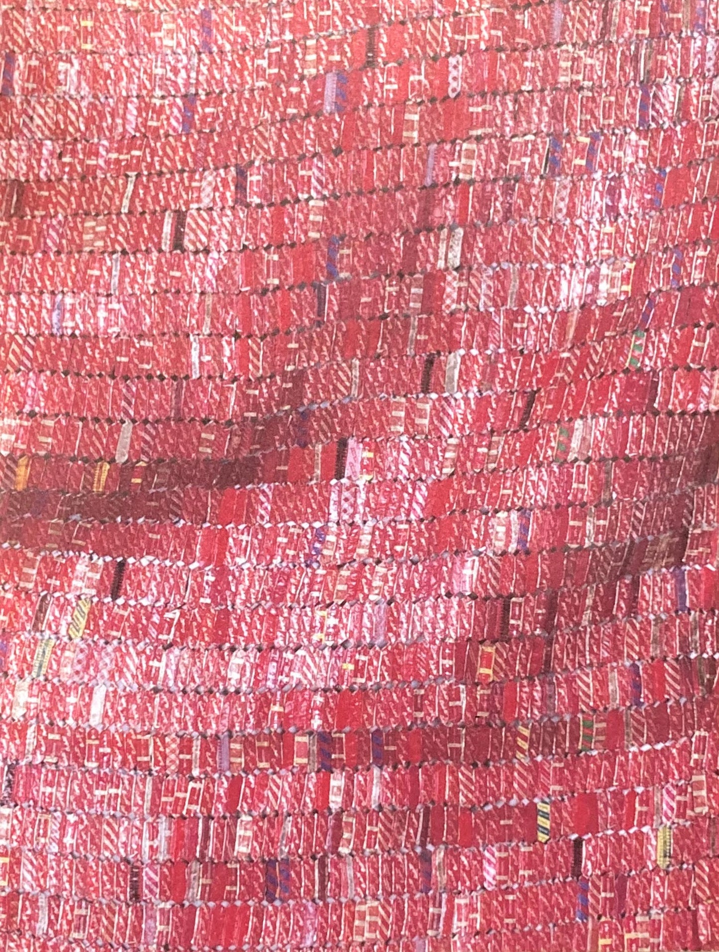 彫刻家 エル・アナツイのアフリカ