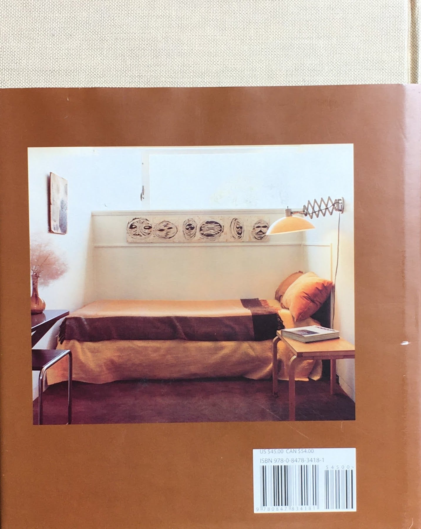 Handcrafted Modern: At Home with Mid-century Designers leslie Williamson