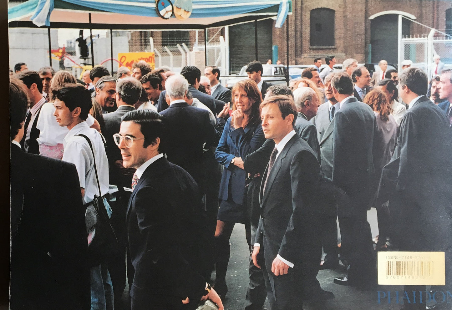 ジャン=マルク・ビュスタモント JEAN-MARC BUSTAMANTE BITTER ALMONDS