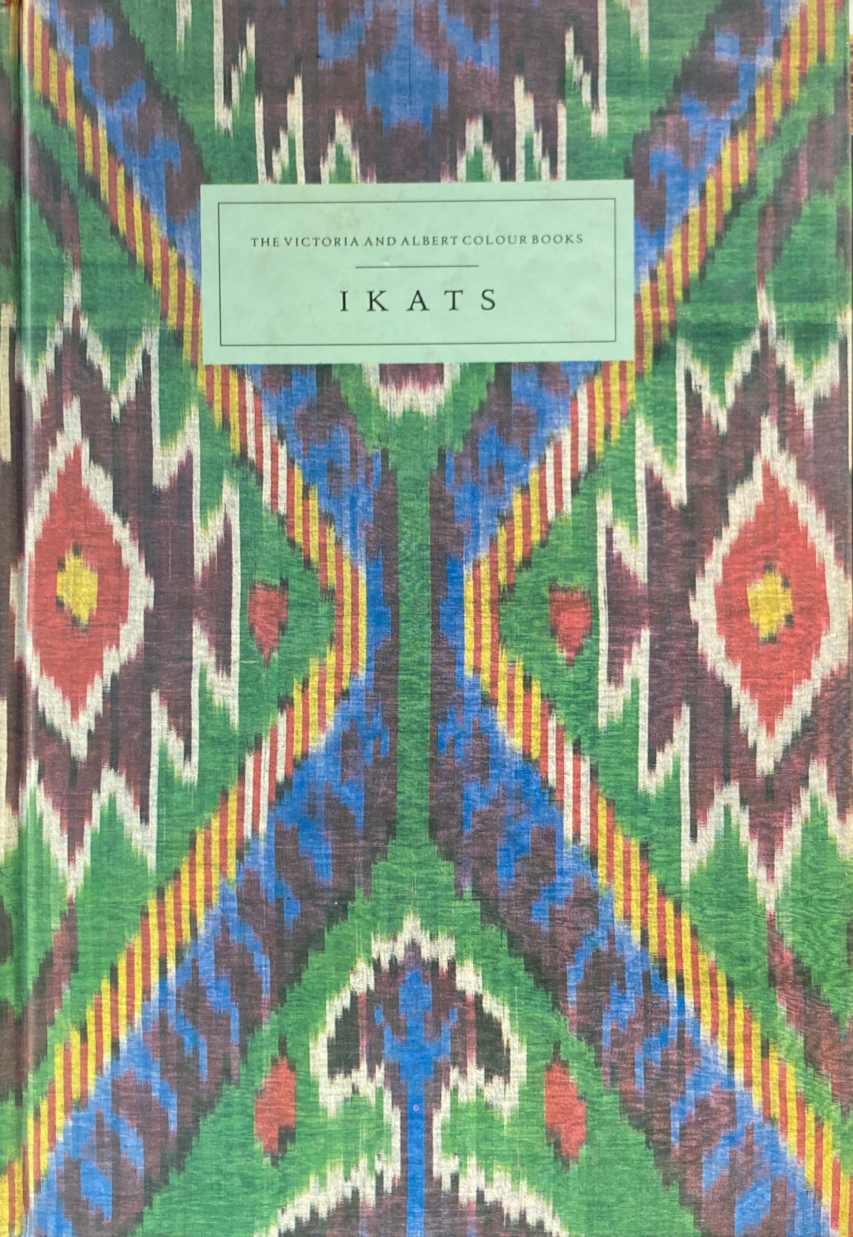 IKATS　V&A COLOUR BOOKS