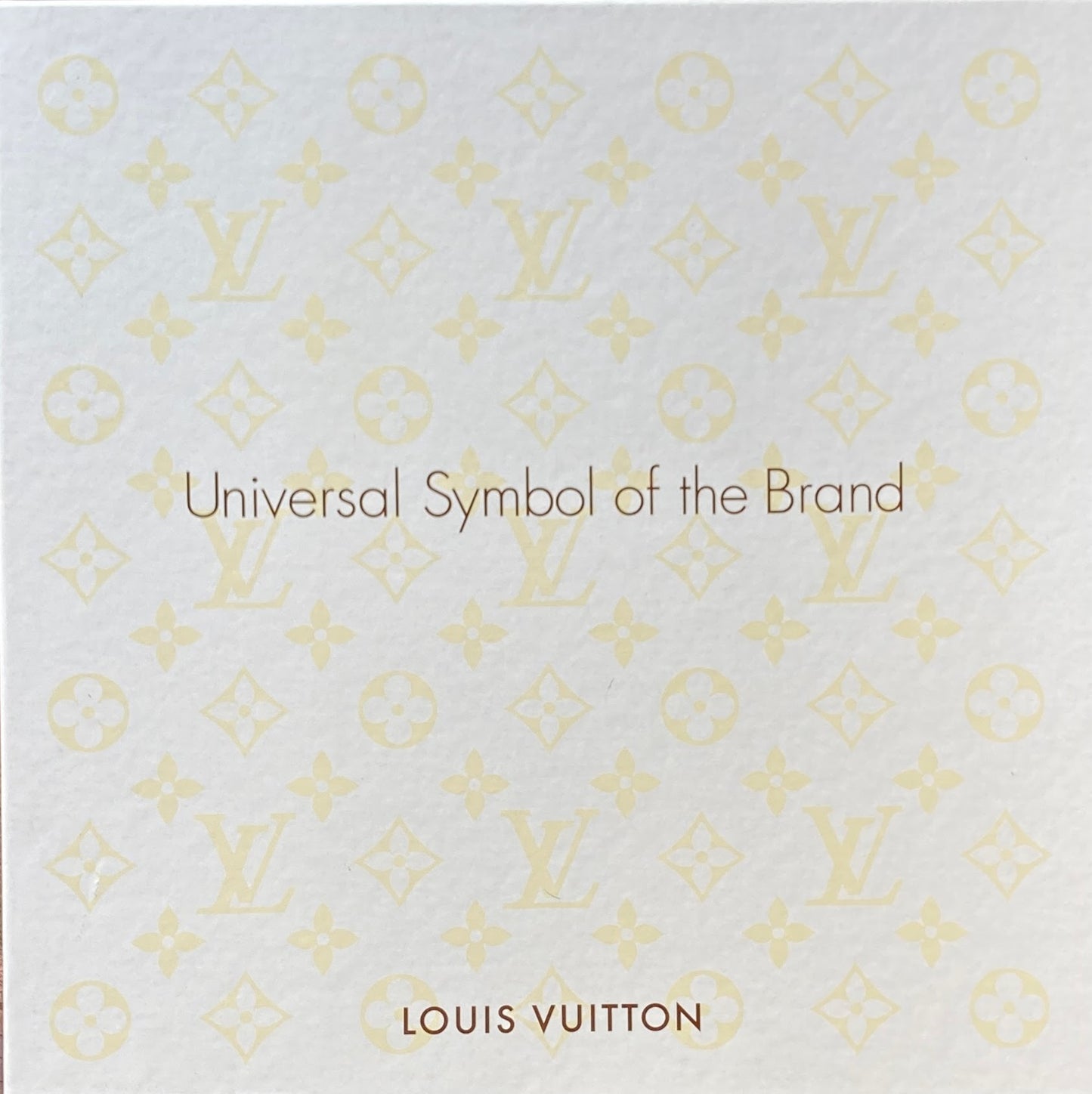 Universal Symbol of the Brand Louis Vuitton ルイ・ヴィトン時空を超える意匠の旅　