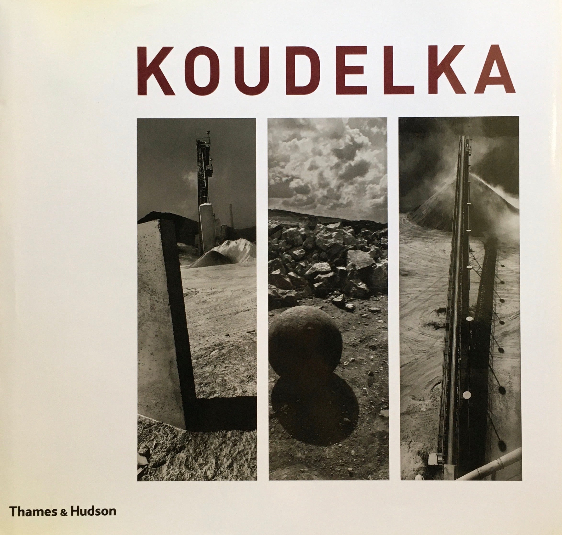 KOUDELKA ジョセフ・クーデルカ 写真集 – smokebooks shop