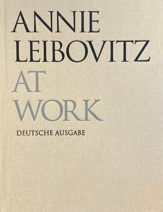 ANNIE LEIBOVITZ  AT WORK