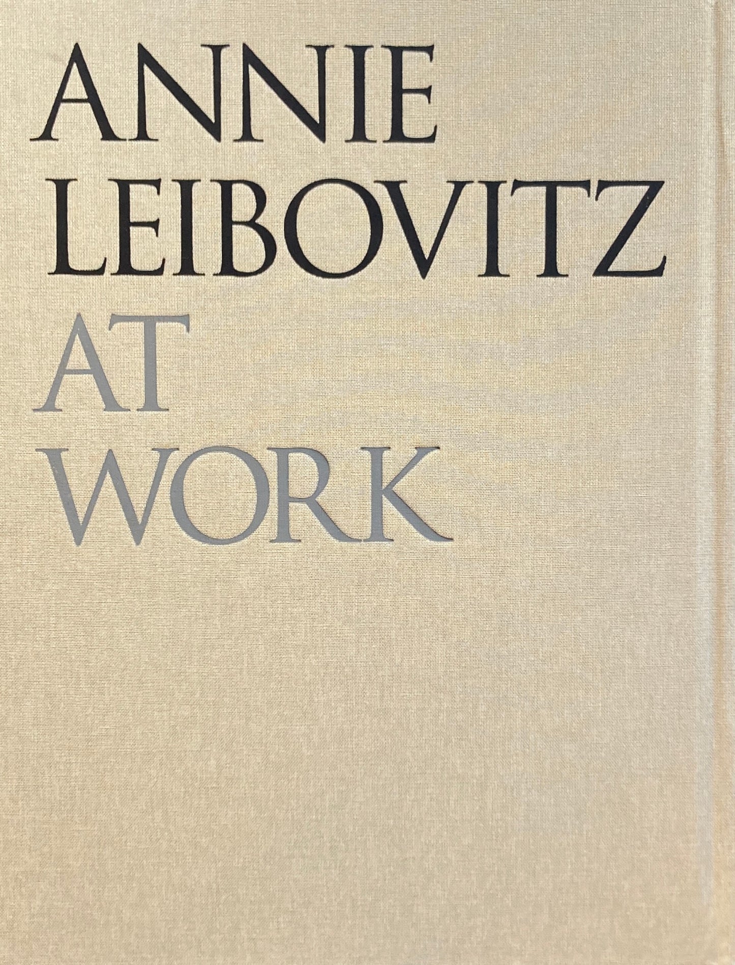 ANNIE LEIBOVITZ  AT WORK