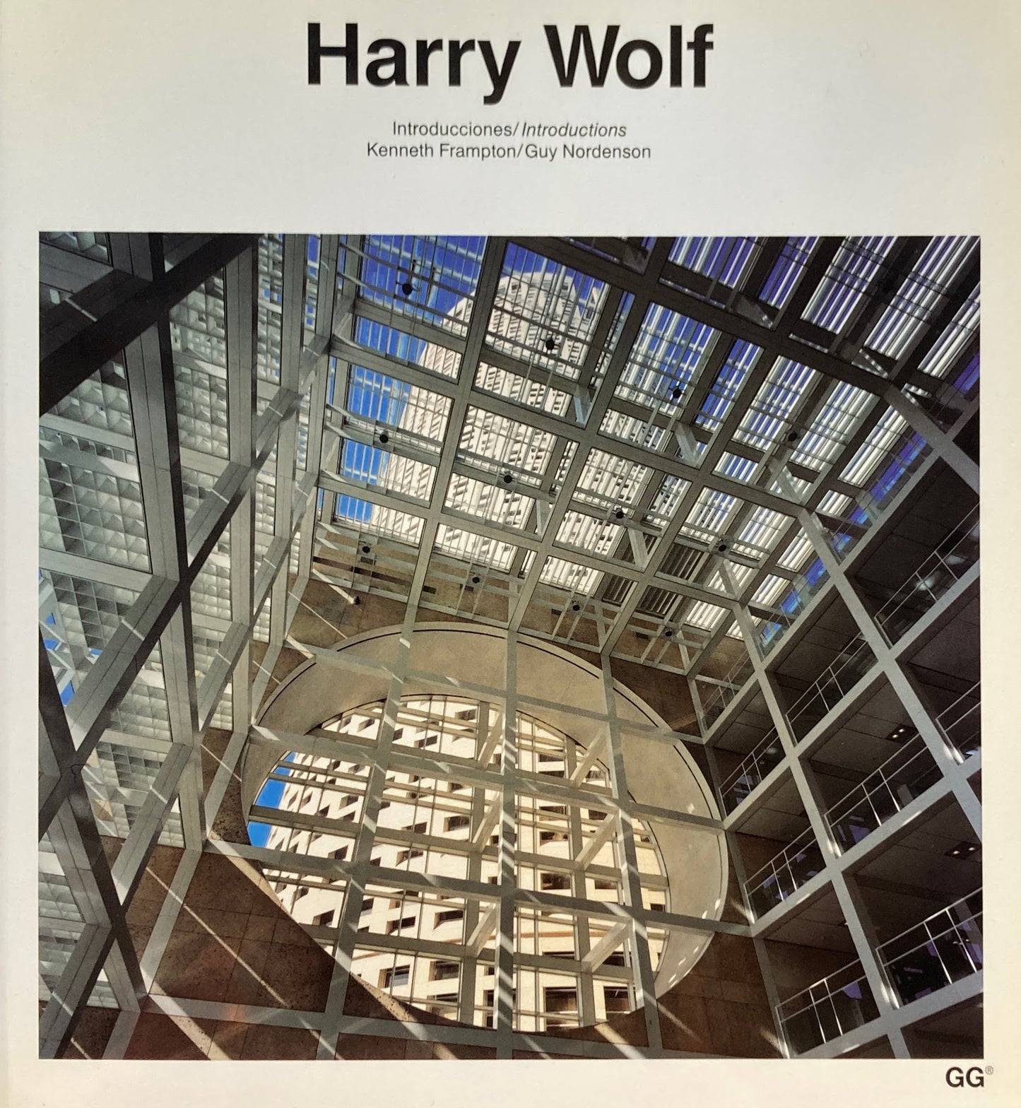 Harry Wolf 　ハリー・ウルフ　Gustavo Gili